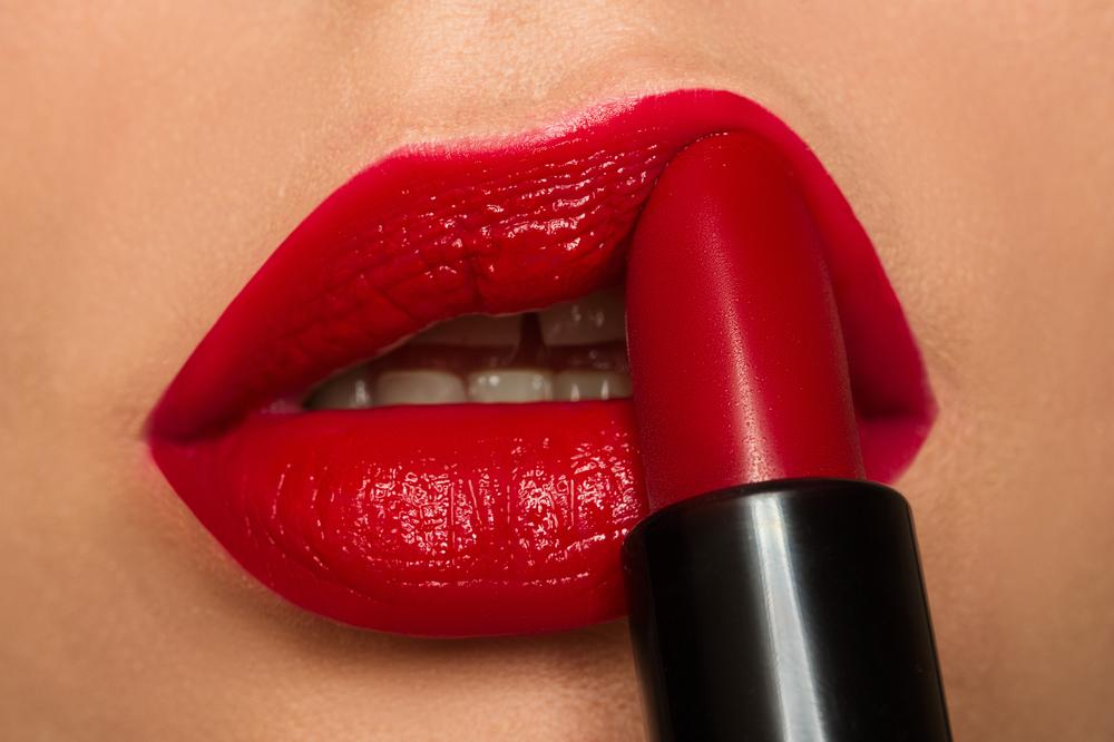 5 Holy Grail Lip Shades You Have to Try This Winter - Miracles & More